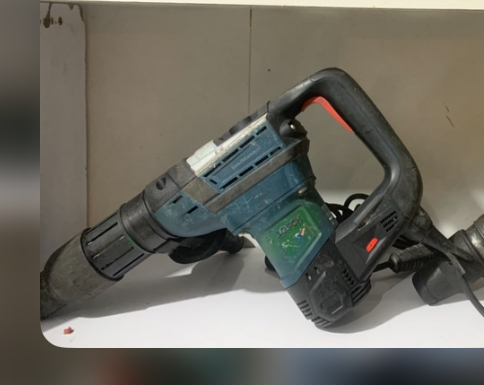 بتن کن بوش استوک مدل GBH_5_40Dدر حد اک(فنی مشابە اکبند)اورجینال ضمانتی