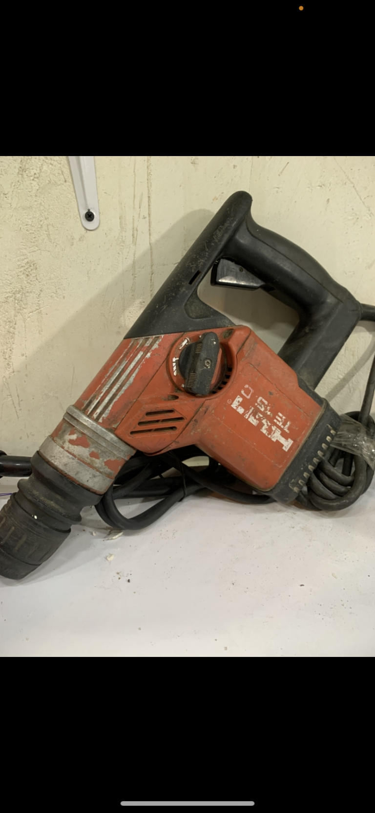 دریل بتن کن 5 کیلوی هلتی(HILTI_T15_0)دوکارە لیختن اشتاین استوک چپ گرد راست گرد با ضمانت اصالت و سلامت